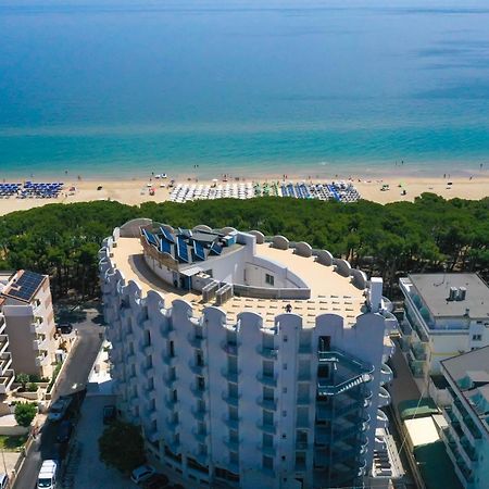 Hotel Lido Alba Adriatica Eksteriør bilde