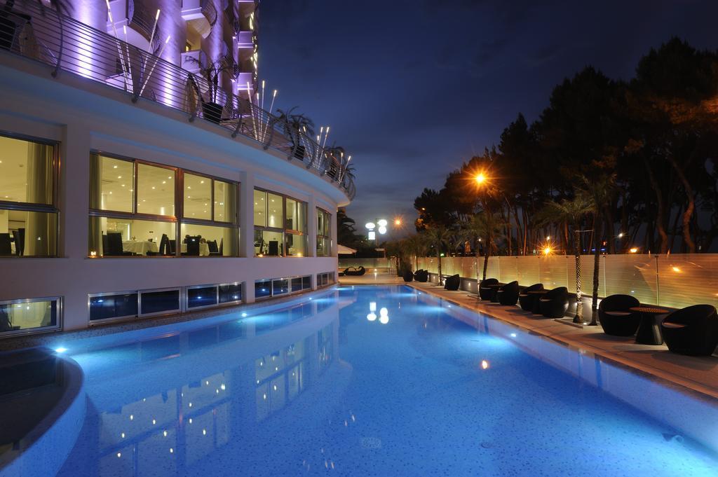 Hotel Lido Alba Adriatica Eksteriør bilde