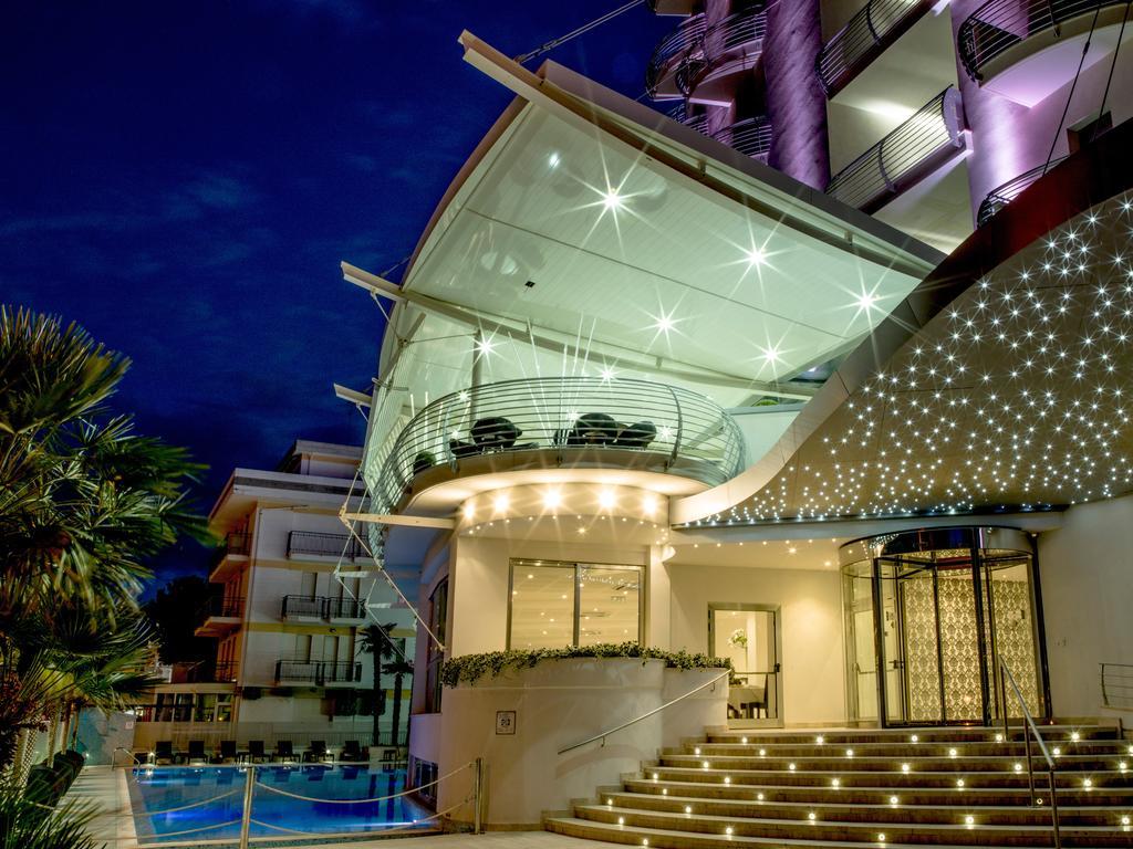 Hotel Lido Alba Adriatica Eksteriør bilde