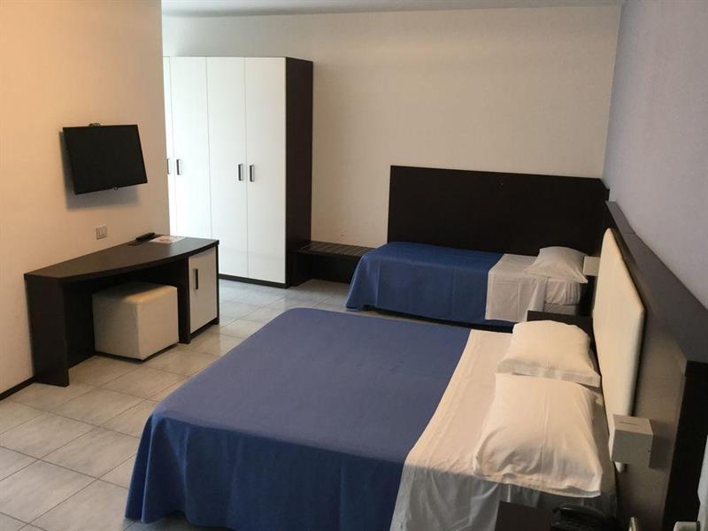 Hotel Lido Alba Adriatica Eksteriør bilde
